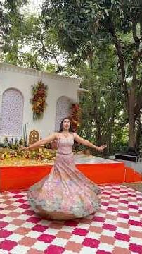 Surmedani bride solo dance performance #indiandance #bollywood #wedding #sangeetdance #bridedance