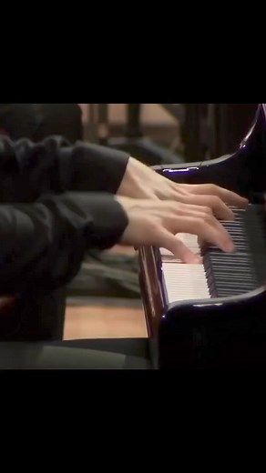 ALEXANDER MALOFEEV PLAYS TCHAIKOVSKY | IDCSCo_Arts
