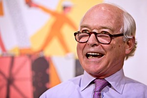 David Frey, philanthropist and retired banker who helped transform Grand Rapids, dies at 81