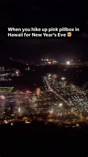 SEAN MCGEE PHOTOGRAPHY on Instagram: "Absolutely epic show last year! Let’s see what happens this year 🤞 . . . . #photographystudio#photographyprops#photostreet#photography_aks#photography_lovers#photostagram#photostory#photosoftheday#photographyday#photographysoul#photographyideas#photosociety#photographyworkshop#photostyle#photographyblog#photographyaccount#photographystudent#photoseries#photoshare#photographygoals #visualart #visualambassadors #moodygrams"