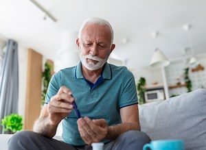 This Simple Sitting Exercise Lowers Blood Sugar and Burns Fat, Study Says
