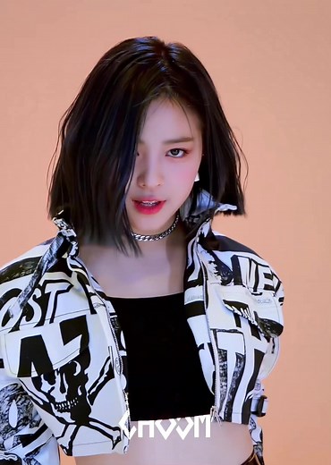 ITZY WANNABE Dance Performance on Studio Choom