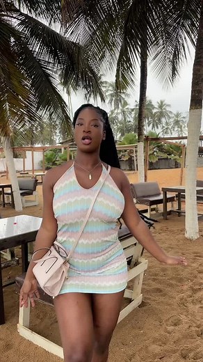 Colorful Dress Styles for Tropical Outdoor Settings