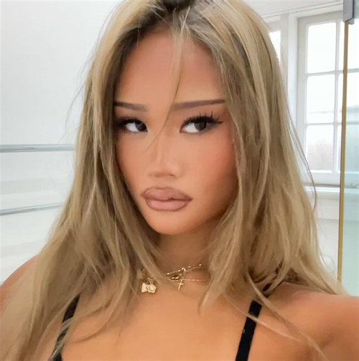 Makeup Tutorial: Flawless Looks with Patrick Ta Blush