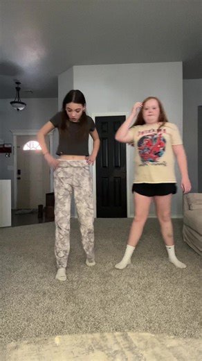 Hilarious HALEIGH (@hilarious.haleigh)’s videos with original sound - lyssie and sofia