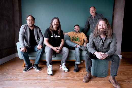 Greensky Bluegrass Reimagines “Old Barns” With a New Music Video -