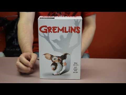 Classic Plastics Reviews NECA Ultimate Gizmo Gremlins Figure