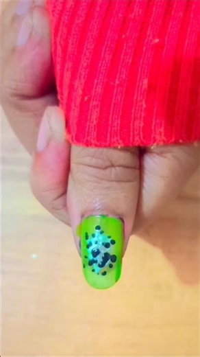 kivi nail art#💅💅💅#🥝🥝🥝🥝#youtubeshorts #simplenails #nailartideas #siddhi nail art#nailarttutorial