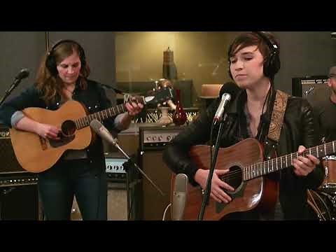 Reina del Cid - Hold Me Before I’m Gone Forever - Daytrotter Session - 2/16/2018