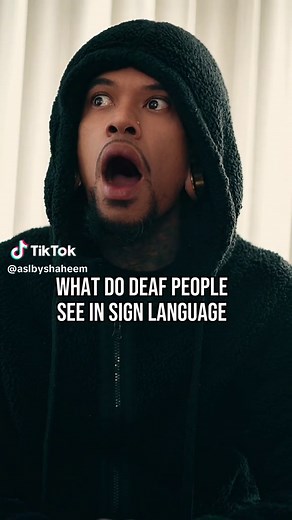 Hearing people see a trend. Deaf people see hands and think language. But gestures aren’t always ASL. 😂 #signlanguage #asl