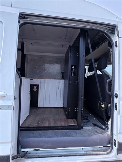Vanbox Camper Mercedes Benz Sprinter Ford Transits Van life Rv modifications #vanlifeeurope #europecamping #campervaneurope #vanlifegermany #vanlifefrance #vanlifesweden #vanlifeuk #Rvtour #Rv #rvlife #rvcamping #outdoorlife #rvmodifications #outdoors #crosscountry #vanbox #benzsprinter #volkswagent1 #volkswagenT2 #volkswagenmultivan https://innaturemanufacturer.com/products/travel-trailer-series/vanbox-rv-campervan/