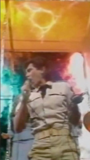 Roxy Music performing "Both Ends Burning" live on Supersonic in 1975. #roxymusic #live #supersonic