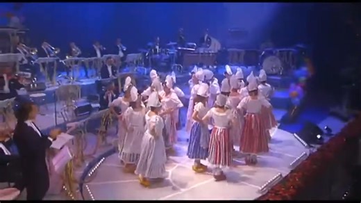 . André Rieu - Clogdance #reelsviralシfb #viralreelsシ #music #musicaly #music #viralpost2025シ #piano #musicl #fyp #viral #viralvideo #foryou #musicvideo #reels #musica #موسيقى_تصويرية | Mustafabdr4e4