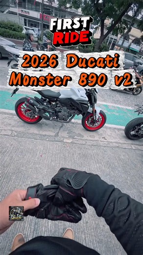 🔥 First Ride on the NEW Ducati Monster 890 V2 — 5th Gen! 🏍️💨 #fulltankmotovlog #ducatimonster
