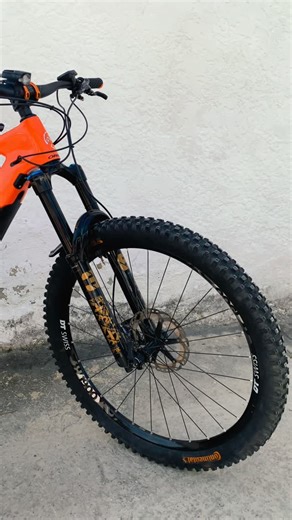 Bikee_workshop | ⚡ SPA DE BICICLETAS ⚡ | Orbea wild rin 29, una belleza de Bici con todos los accesorios desbloqueados 🍊🧡 . . 🖤 Kit de ciclo computador bryton y luz trasera con... | Instagram