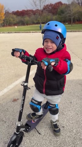 Christmas Train Backdrop 16x7ft Winter Scene Forest Snow Backdrops for Photography Steam Locomotive Theme Background Banner Christmas Party Decorations Fabric Backdrop