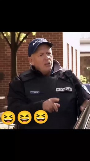 #funnyvideos #laugh #pranksvideos #prank #funny #funnyvideopranks #fun