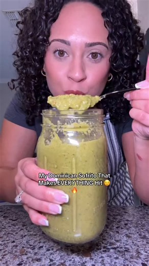 Here’s how I make my famous Dominican sofrito, the secret to why all my meals taste so fire. 😭🔥🇩🇴 I | Caribbean Food Network