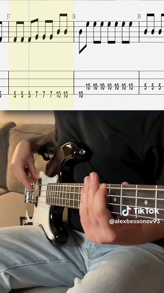 Best Bass Lines for Beginners: U2's Beautiful Day