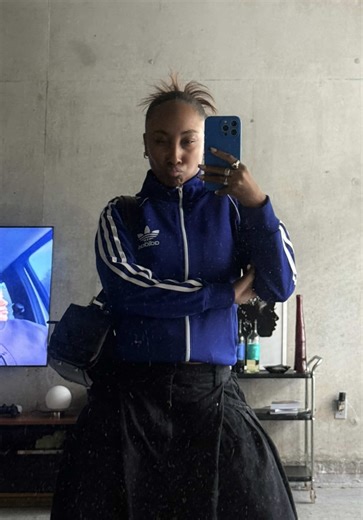 if the slick back gives face lift, the goal has been achieved. #bellahadidbun #slickbackbun #hairstyleinspo