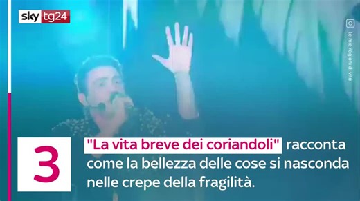 Michele Bravi parla di fragilità: "Gli artisti oggi sono giovani e molto esposti"