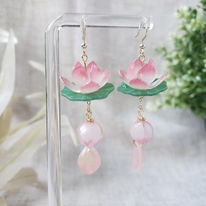Lotus Lily pad earrings with petal detail, Acrylic water garden Floral Drop earrings, Botanical Pond Jewelry
