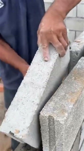 This AAC Block Laying Method Makes Buildings Stronger