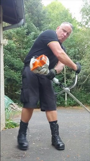 Stihl FS-55 Brush cutter cold start (only) one shot