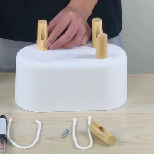 Self watering plant pots