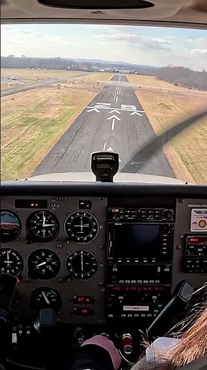 Flight Training Cessna 172 Landing #aviation #flying #privatepilot #flighttraining #cessna172