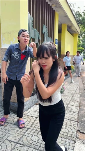 PH | Don't bully a girl in front of him! 😤👊[PUREHERO]#trending #shorts #viral #kindness