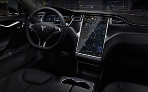 Tesla revises 'Summon' self-driving feature for added safety