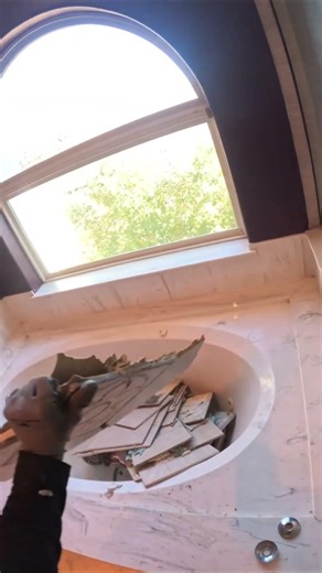 Controlled shower demo | Clean demolition