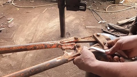 Transforming Iron Scissors into a Machete: The Full Manufacturing Process for a Tough Blade!