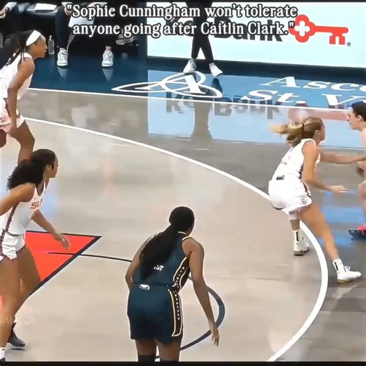They said no one messes with her girl.! The bright lights of the Gainbridge Fieldhouse were buzzing during the Indiana Fever vs. Connecticut Sun game. Caitlin Clark was doing what she does—cooking the defense, slicing through lanes, dropping dimes like it was nothing. But the Sun weren’t having it. Jacy Sheldon had been physical all night, and then it escalated: a hard rake across the face, followed by Marina Mabrey shoving Caitlin hard from behind, sending her stumbling.The crowd erupted. Refs 