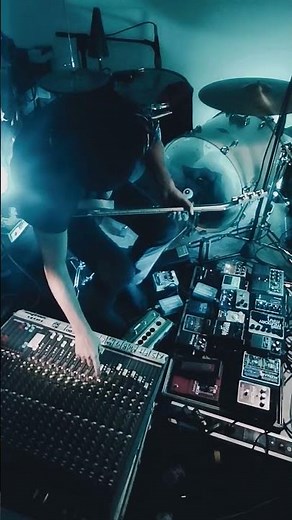 guitar and drums live looping #3 / ‪@EHX‬ 1440 + Line 6 DL4 mk1