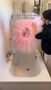 Packaged tutus are usually very stiff and wrinkled, but here’s my little trick to solve this problem.💕 Would you also try this? #dance #lifehack #ballet #ballerina #ballettutu | Belinda