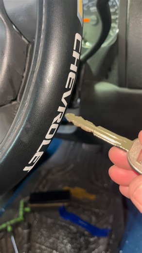 BS Locksmith Denver on Instagram: "Attention #realtors is your friend, family or customers need help? We have a special and best prices with high quality, experience in the all Denver Metro area. Call ☎️ me directly, I’m the owner and I’ll come myself to do the best job for you. Car Keys replacement and all keys lost . BS LOCKSMITH LLC AURORA CO 720-372-8021 Call ☎️. All keys lost? Duplicate ? Replacement transponder remote Key and program? Call ☎️ 720-372-8021 We cut and program transponder key