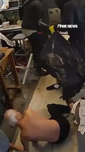 WATCH: Terrifying video shows a gang of thieves ramming a car into a jewelry store #shorts #viral