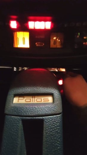 Citroen CX 2000 Pallas 1981 Cold start after 4 months #coldstart #startup #classiccar | Graphpexels