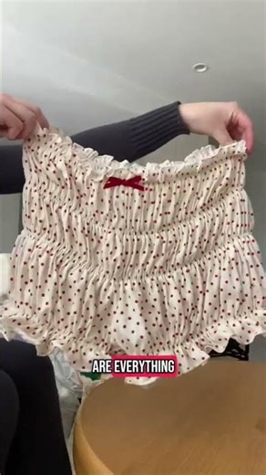 Tag thrift store inventory with me from Sarah Curr !! Get first dibs o #Shorts #fashion #dailyvlog