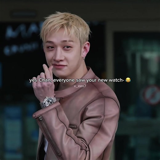 Bangchan flexing: Stray Kids Chris viral clip