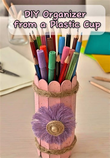 Creative Way to Reuse Plastic Cups #decor #recycledart #diy #crafts #diyidea