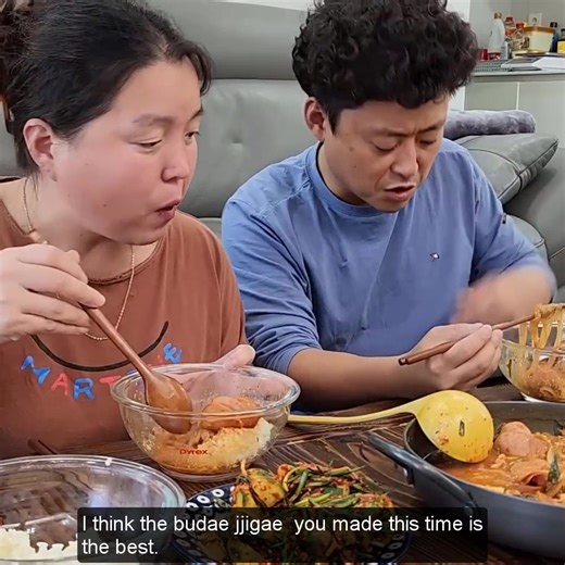 Budae jjigae&Cucumber KimchiㅣMUKBANGㅣEATING SHOW #KkokkoPDFamilyMukbang #mukbang | 꼬꼬Pd가족 Family