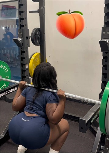 How to barbell squat tutorial for beginners. Follow for this for popping quads/thighs #fyp #bodyrecomp #fitness #squat #gluteworkout