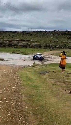 Corrupt Vision - Moe Shit Mosh Pit (cars vs river)