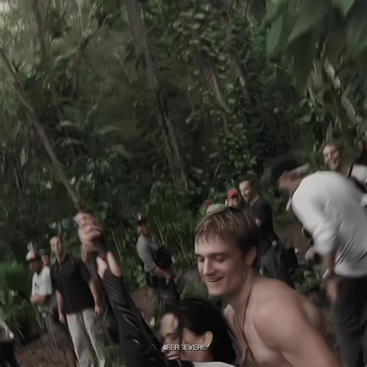 Josh Catches Jen - The Hunger Games BTS Moment