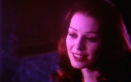 安妮特·海雯（Annette Haven）在老电影《Maraschino Cherry》的盛世美颜