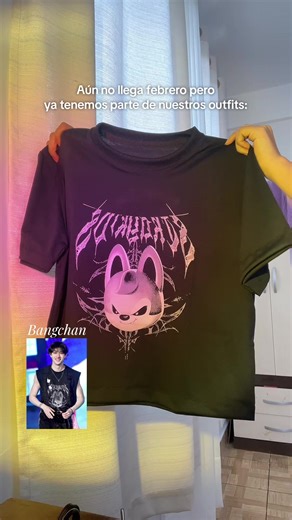 Listas para the DominATE experience 🙂‍↕️✨ ¿Deberiamos pegarle brillitos? @Applepi 🫶🏻✨ #thedominateexperience #skzstay #straykids #stay #parati