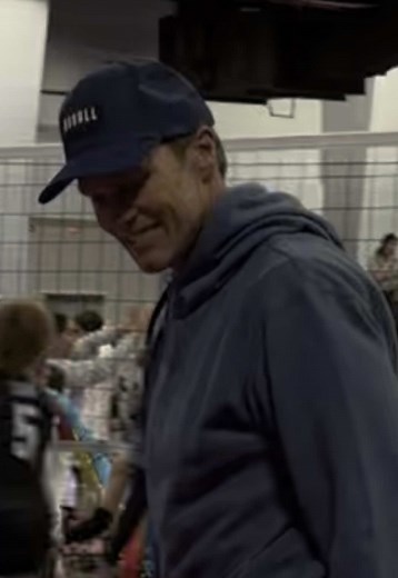 When Tom Brady is at the same volleyball tournament cheering on his daughter … he’s just like us… ❤️ it! #lfg #tombrady #clubvolleyball #volleyball #volleyballmom #volleyballdad #letsgo #miami #parents #supporting #daughter #fyp #2025 #priceless #memories #goat #bestdayever